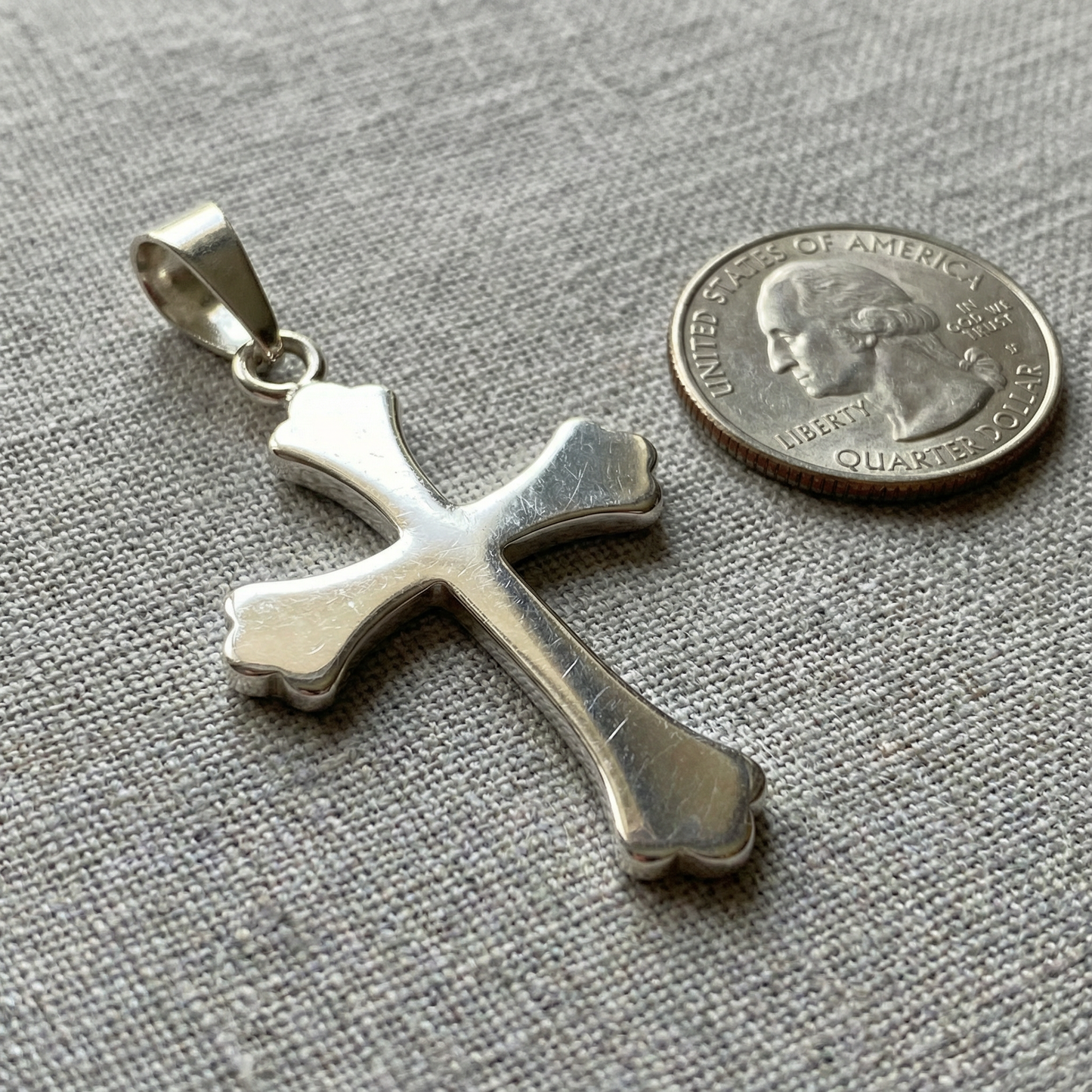 Stainless Steel Cross Pendant – Polished Plain Religious Cross – Christian Gift for Men & Women (Chain Not Included)
